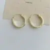 Pendientes de Aro Lisos Minimalistas Franceses 2026 Nuevo Estilo Popular Pendientes con Elegancia de Nicho, Sensación de Alta Gama, Lujo Ligero y Belleza Deslumbrante