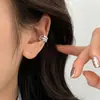 Elección Artística: Pendiente de Clip Brillante de Diamante Triangular de Tres Capas, No Requiere Perforación, Estilo Fresco y Minimalista, Cuff Geométrico Único de Diamante