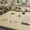 Juego de Tres Piezas de Alfombrilla Refrigerante de Seda de Hielo de Etileno Grado A de Verano con Bordado de Haba de Hielo, Alfombrilla Suave con Aire Acondicionado, Estilo Sábana Ajustable, Lavable a Máquina