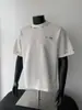 Marca Americana Moderna Design de Nicho Camisetas Bordadas Soltas de Manga Curta para Homens e Mulheres, Tops Elegantes da Moda de Verão