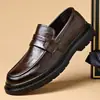 Zapatos de cuero para hombre, estilo slip-on, nueva colección 2026, zapatos de vestir para hombre, sin cordones, suela gruesa, zapatos casuales estilo británico