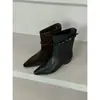 Versión de cuero ~ Nuevas botas cortas de estilo retro europeo y americano con punta fina, hebilla, tacón grueso adelgazante, cremallera trasera para mujer
