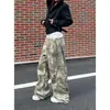 Jeans de camuflaje con bordado de letras de rama estilo callejero americano, pantalones de pierna ancha de diseño de nicho unisex