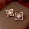 Brincos Vazados em Forma de Diamante com Zircônia Agulha de Prata, Brincos Estilo Vintage de Luxo Leve com Design Único e Personalidade de Nicho