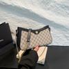 Bolso de Hombro Transfronterizo de Moda con Hombro Presbiteriano para Mujer, Combinable con Todo, Bolso de Axila de Nicho, Bolso Cuadrado Pequeño de PVC Resistente al Desgaste de Moda, Lino