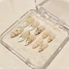 Caja de 10 Piezas de Uñas Postizas Desmontables Estilo Pastoral Mariposa Estéreo 3D, Longitud Mediana Estilo Dulce para Mujeres, Puntas de Uñas al por Mayor en Stock