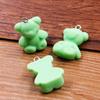 6 colores 18 * 24 mm DIY accesorios de resina lindo oso de dibujos animados colgante encanto equipaje pulsera teléfono móvil