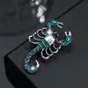 Nova Broche Escorpião Personalizado Europeu e Americano em Liga de Zinco com Strass Broche de Pin para Lapela de Terno Versátil Masculino e Feminino