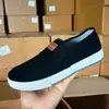 Zapatos de tela nuevos de Pekín antiguo para hombre al por mayor zapatos casuales para mediana edad suministro transfronterizo de zapatos de pedal zapatos para puesto de comercio exterior