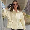 Moda transfronteriza europea y americana, chaqueta casual de color liso estilo Harajuku con cuello alto para mujer, con cintura de cordón y diseño de bolsillo, al por mayor