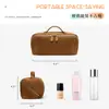 Bolsa de Maquiagem de Couro Marrom com Abertura Ampla de 180 Graus para Mulheres, Portátil, Grande Capacidade, Divisória Portátil, Bolsa de Armazenamento para Cosméticos
