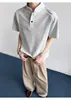 Camiseta Bordada com Gola Henry de Manga Curta para Homens, Novo Top Polo Waffle de Malha Estilo Americano com Ombro Normal de Meia Manga para o Verão