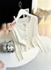 Cardigan de Punto Delgado de Moda con Temperamento Suave para Mujer 2026 Nuevo Principios de Otoño Nicho Versátil Impresionante Top Base
