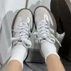 Zapatillas Deportivas Retro de Suela Gruesa para Mujer Virtue 2026 Nuevas Transpirables Casuales con Cordones Zapatos Casuales Plateados Versátiles Cómodos Zapatos de Tabla para Mujer