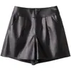Pantalones cortos de cuero para chicas calientes, pantalones cortos casuales de color liso para usar como prenda exterior, nuevos pantalones de pierna ancha adelgazantes de cintura alta para otoño 2026, versátiles talla grande