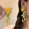 Pendientes Colgantes de Flor con Cuentas de Aguja Plateada Estilo Bosque Frescos y Dulces Pendientes Elegantes y con Estilo Lujo Accesible Pendientes de Gama Alta para Mujer