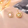 Pendientes de Zirconia Micro-Pavimentados de Lujo Ligero, Pendientes de Perlas de Agua Dulce Natural de Gama Alta, Pendientes de Moda con Diseño de Nicho para Mujer