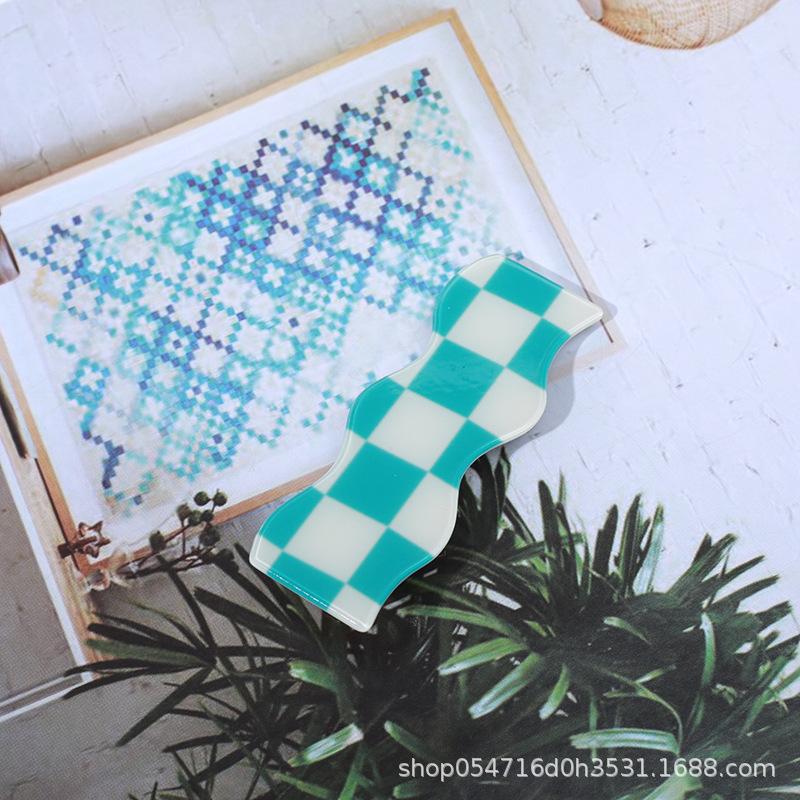 棋盘格碎发边夹