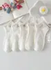 Calcetines para Niña Primavera y Verano Finos Transpirables de Malla Cortos Lindos de Dibujos Animados Niña Estudiante Deportivos Blancos de Algodón