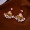 Brincos Assimétricos de Flor com Gota de Pérola e Agulha de Prata, Simples, Modernos, Brincos de Luxo, Brincos Exquisitos e Versáteis, Estilo de Nicho