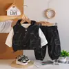 Conjunto de Moletom com Capuz para Meninos Primavera e Outono Estilo Japonês Roupa de Moda para Bebê Conjunto de Três Peças: Colete e Moletom