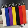 Lienzo de Color Puro Personalizado para Macarrón DIY con Llavero, Etiqueta Bordada Planchable, Accesorios de Hebilla para Colgar en Mochila, Listo para la Venta