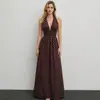 Vestido largo elegante de estilo vacacional 2026, cruzado europeo y americano, con lunares, cuello halter, escote en V pronunciado, sin espalda, corte ajustado, adelgazante