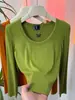 Camiseta Versátil de Manga Larga con Cuello en U y Canalé Suave Estilo Minimalista para Mujer Primavera/Otoño 2026 Estilo Coreano Elegante Que Reduce la Edad Top Combinable