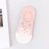 Calcetines Invisibles de Primavera y Verano para Mujer Silicona Antideslizante Boca Baja Lindos Estilo Japonés Dibujos Animados Rojo Azul Totoro Calcetines de Barco Venta al por Mayor