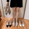 Versión Alta 2025 Nuevo Estilo Sandalias Baotou con Remaches Verano para Mujer Punta Tacón Grueso Tacón Bajo Moda para Ir al Trabajo Tacones Altos