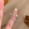 Anillo Falso de Fritillaria Color Azúcar Rosa para Mujer Anillo de Lujo Ligero de Alta Gama Diseño de Nicho Anillo para el Dedo Nuevas Explosiones 2025