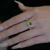 Anillo de Plata de Ley S925 Color Verde Agua de Lago Estrella Fugaz Diseño de Nicho Entrada de Lujo Simple Antiguo Color Morandi Anillo de Diamante Verde Oscuro