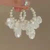 Aretes de borlas de nácar estilo francés para mujer, diseño único con ambiente de vacaciones en la isla, aretes elegantes y exagerados