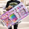 Puesto de juguetes para niños mercado nocturno caja de regalo grande 29 yuan Modelo Traje para niños y niñas puesto institución de jardín de infantes regalo