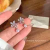 Brincos de Luxo Franceses 2025 Novos Tendência Cravejados de Diamante Modernos Simples Brincos Flor Cool Brincos de Pérola de Imitação