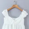 Venta al por mayor de Ropa para Mujer Transfronteriza Verano 2026 Nueva Moda Estilo Chica Picante Color Sólido Bordado Top Camisola Corta Sin Mangas