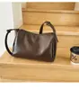 Bolsa Grande Capacidade Nova Inverno 2024 Feminina Casual Fashionável Ombro Transversal Bolsa Tote Simples Retrô para o Dia a Dia