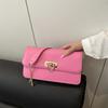 Bolsa Quadrada Pequena Retrô Casual 2026 Nova Tendência de Moda Bolsa de Ombro Bolsa Feminina Moda Simples Casual Bolsa de Axila