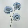 Nueva rosa de té artificial de 3 cabezas con pétalos desplegables para ceremonia de boda, decoración de pasillo, adorno de escritorio para el hogar