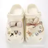 Zapatos con agujeros explosivos, accesorios de hebilla de zapato de flor, conejo de amor de felpa, accesorios desmontables de bricolaje, traje, nuevo, transfronterizo