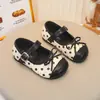 Zapatos planos de cuero cuadrados retro para niñas, nuevos zapatos Mary Jane de suela blanda de primavera y otoño 2026 para combinar con faldas