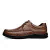 Sapatos Novos para Pais Outono e Inverno para Meia-Idade e Idosos Sapatos Casuais de Couro Confortáveis Pretos Marrons Mocassins Masculinos Sapatos Masculinos