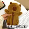 2025 Nova Bolsa de Lápis de Pelúcia Capivara Desenho Animado Fofo Boneca Capivara Pequena Bolsa de Lápis para Armazenamento de Mesa de Estudante