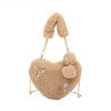 Nuevos Bolsos Pequeños Otoño e Invierno 2025, Modernos y Versátiles, Bolsos Peludos de Corazón, Bolsos Cruzados de Hombro de Felpa Personalizados y con Estilo
