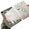 El soporte giratorio Wild Autumn Little Rabbit es adecuado para fundas de tabletas iPad de 10ª/11ª generación, incluyendo modelos Pro con ranura para lápiz y versiones mini