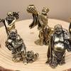 Colección de adornos de dieciocho Arhats de latón antiguo, retro, dragón, tigre, decoración de escritorio, cobre, hombre de bronce macizo en miniatura