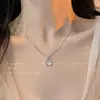 Collar de Perlas Estilo Ins para Mujer 2024 Estilo Caliente Lujo Accesible Cadena de Clavícula de Gama Alta Accesorios de Colgante de Corazón Versátiles Venta al por Mayor