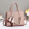 Nova Bolsa Feminina da Moda Estilo Chinês Sensação de Alto Padrão Bolsa de Ombro Única Bolsa de Mão Grande Capacidade Bolsa Tote Simples Feminina