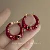 Traje Xiuhe de Noiva Festivo com Brincos Vermelhos com a Palavra "Feliz" Novo Estilo 2025 Brincos Versáteis Doces Florais de Nicho