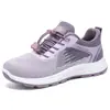 Zapatos para Hombre 2026 Verano Nuevos Zapatos Transpirables de Malla para Caminar Zapatos Casuales Cómodos Zapatillas Ligeras Versátiles para Exteriores para Hombre